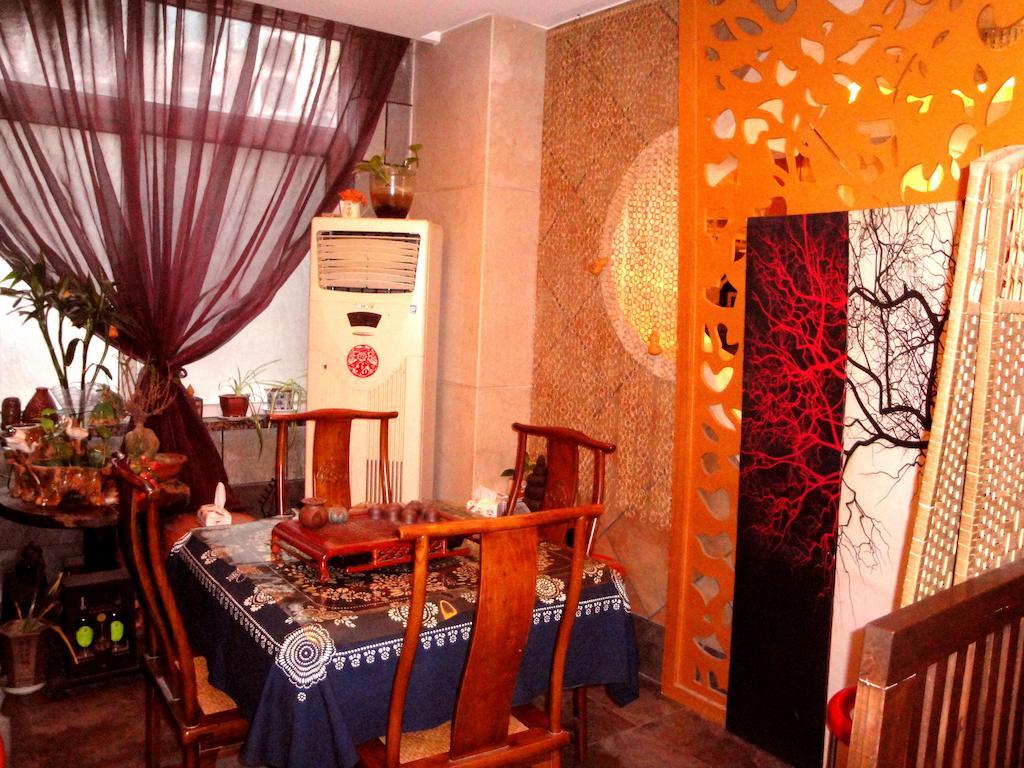 Overseas Chinese International Hotel Qingdao Exterior photo